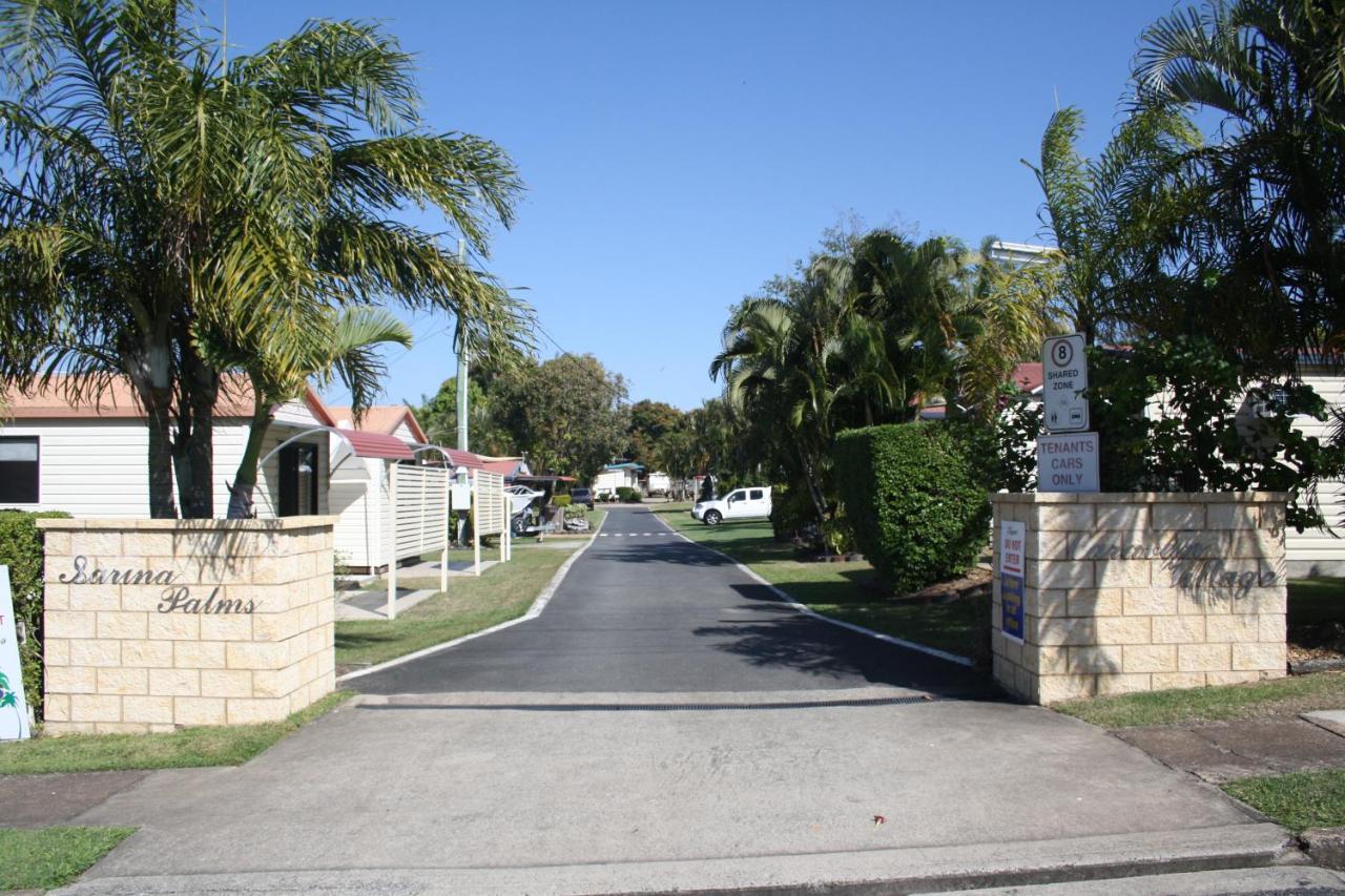 Sarina Palms Caravan And Cabins Village מראה חיצוני תמונה